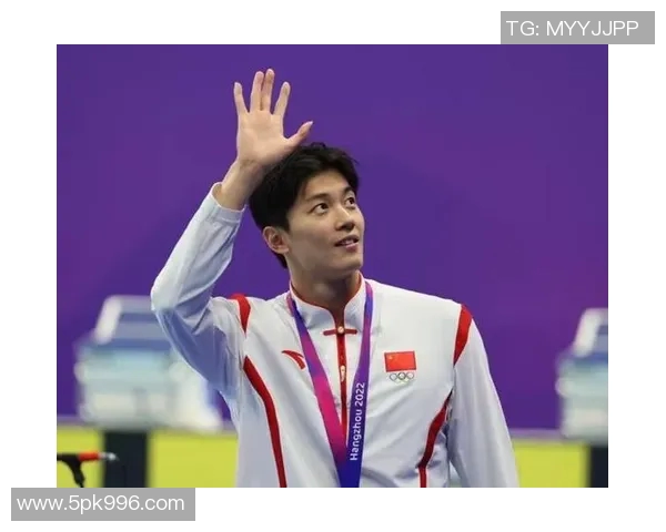 体育明星的奋斗与荣耀：他们如何在赛场上书写传奇人生